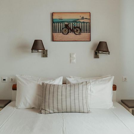 Galazio Seaside Apartments Livadakia 외부 사진