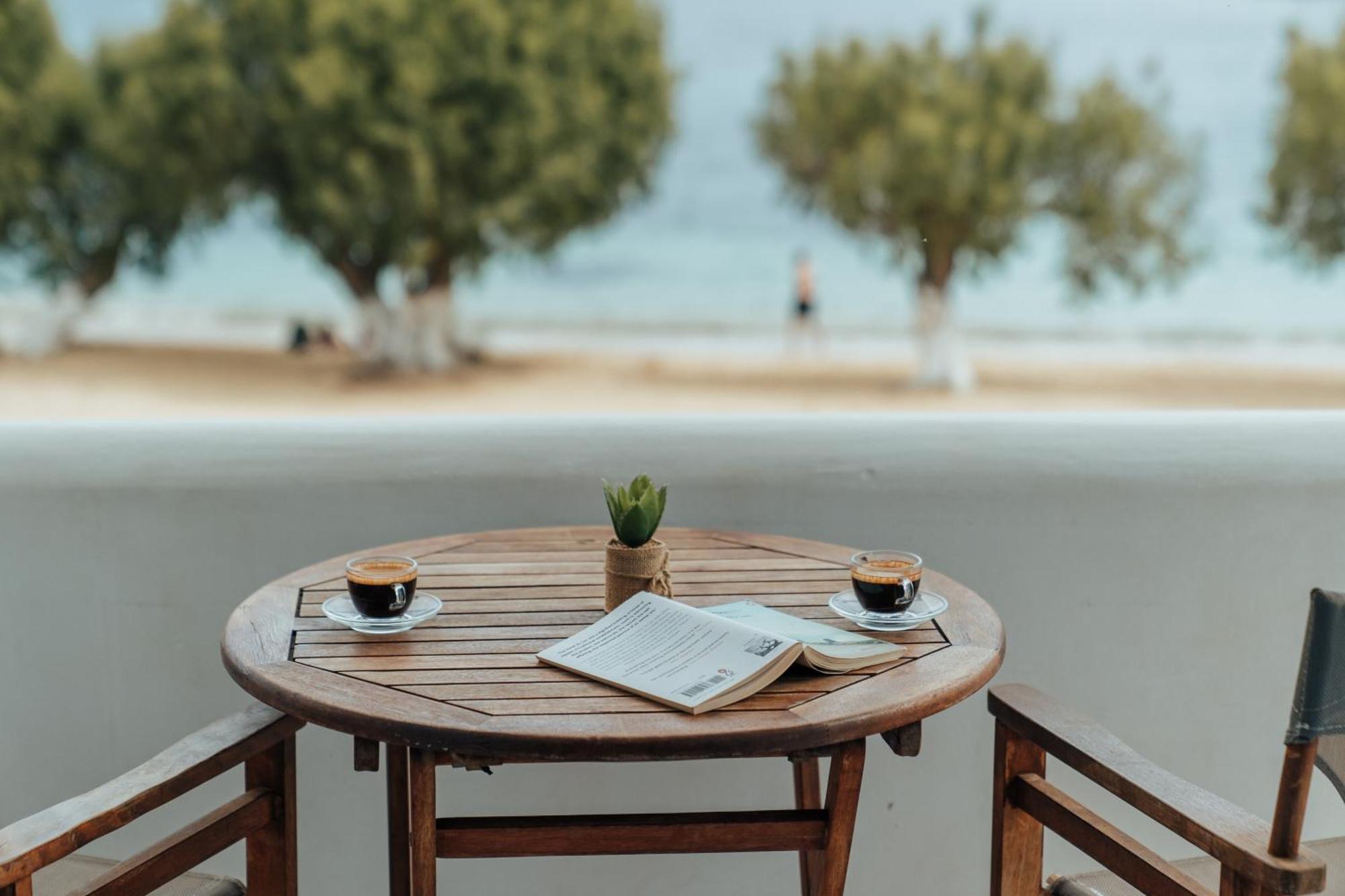 Galazio Seaside Apartments Livadakia 외부 사진