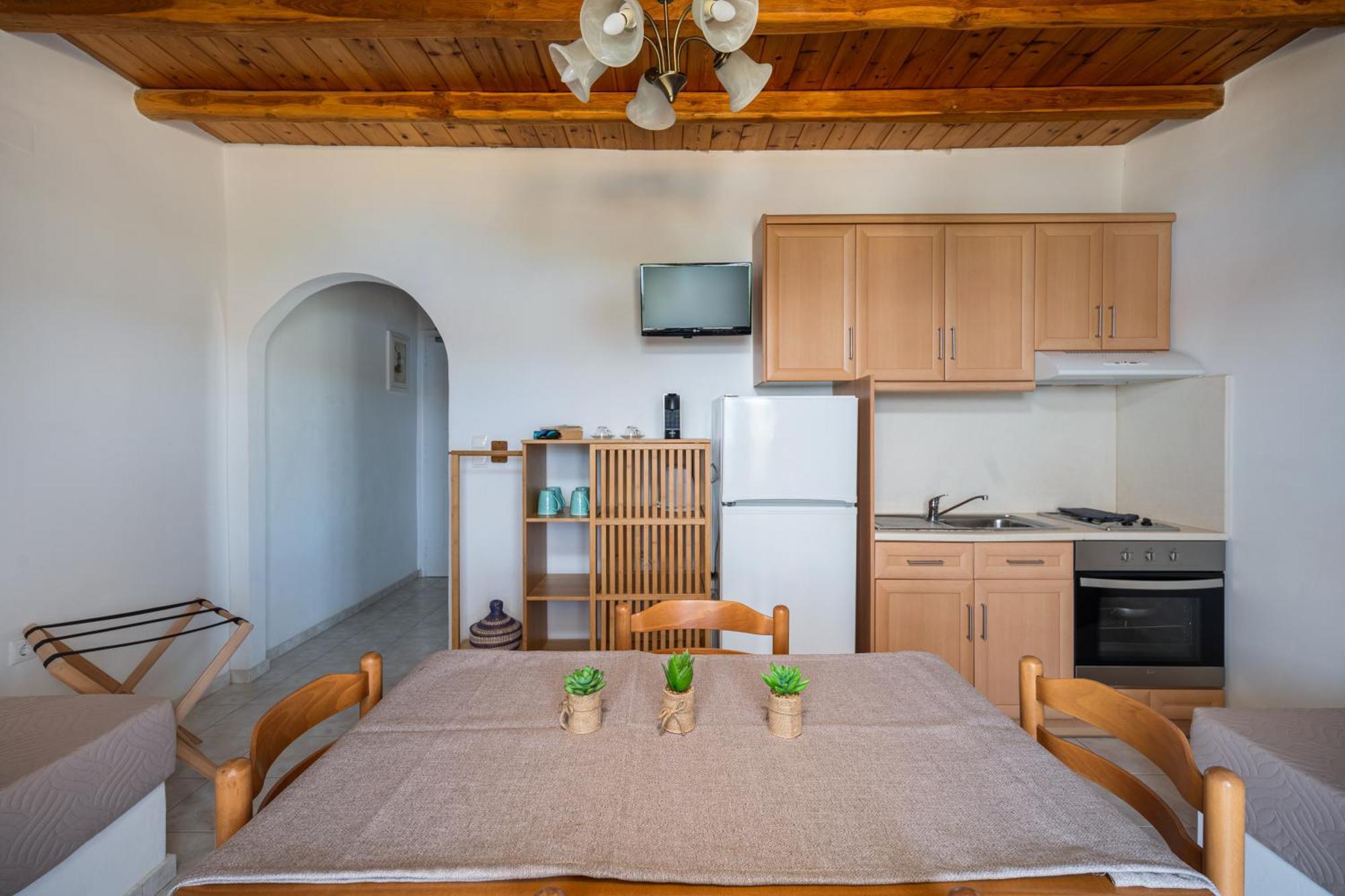 Galazio Seaside Apartments Livadakia 외부 사진