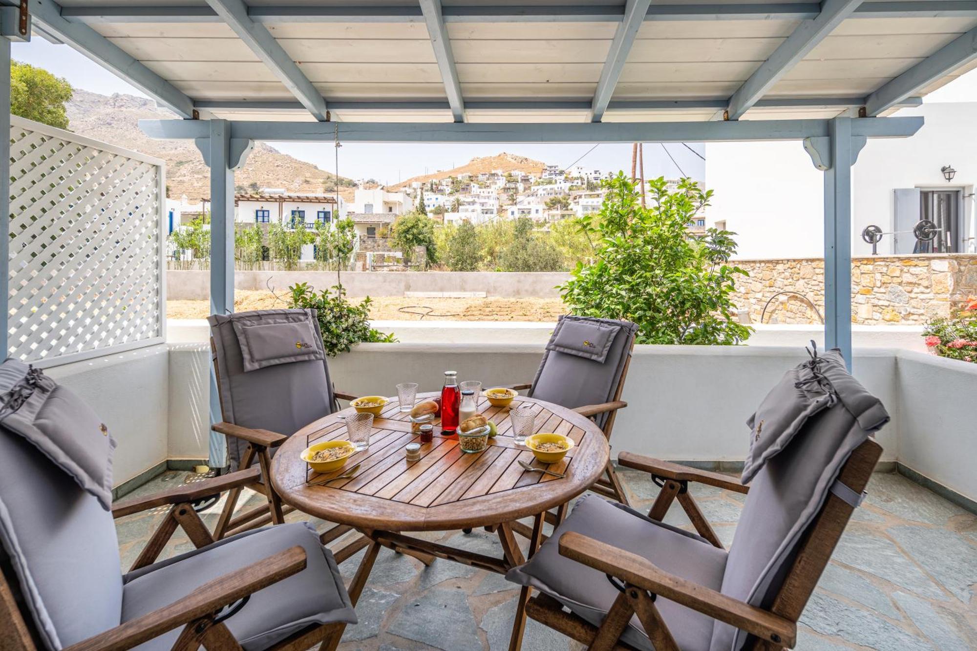 Galazio Seaside Apartments Livadakia 외부 사진